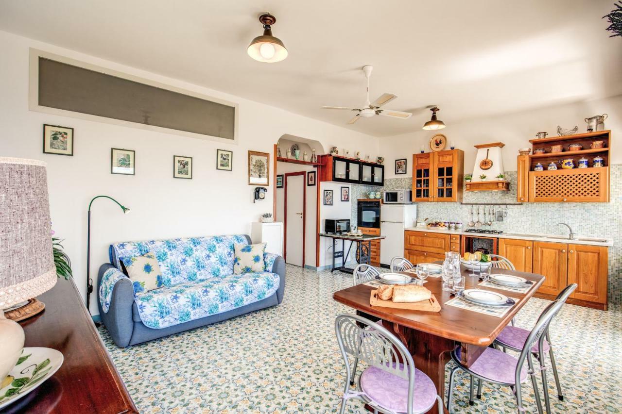 Geca'S House - Panoramic Sea View Studio มัสซาลูเบรนเซ ภายนอก รูปภาพ